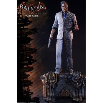 Batman Arkham Knight 1/3 Statue Two-Face 80 cm